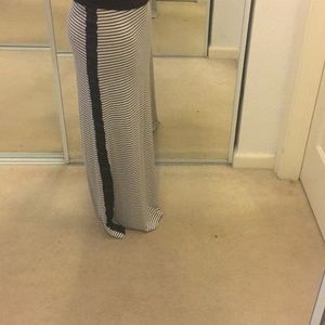 Finn & Clover Long skirt